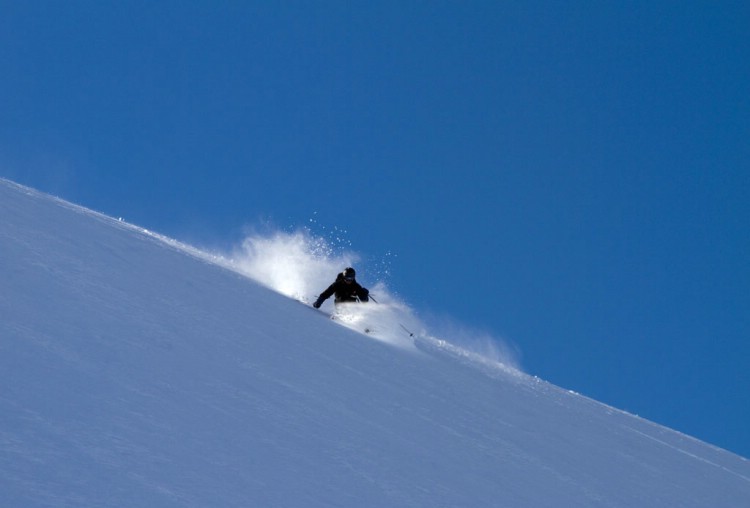 Peter Ramani in full speed to the shop for a new more colorful jacket. 23rd of April 2010. Photo: Andreas Bengtsson